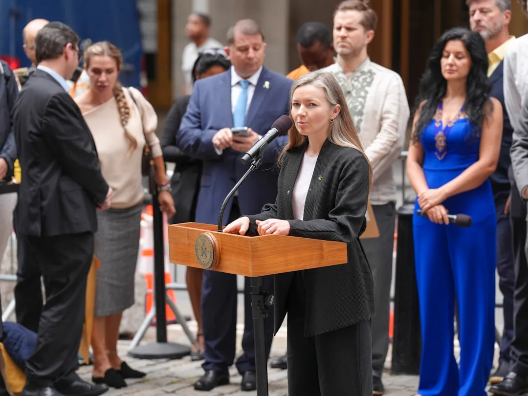 Trump purga a altos cargos clave en su gobierno en medio de tensiones internacionales